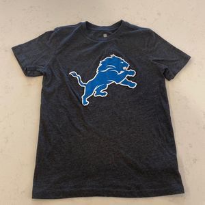 NFL Lions Tee Shirt Boys Large 10/12